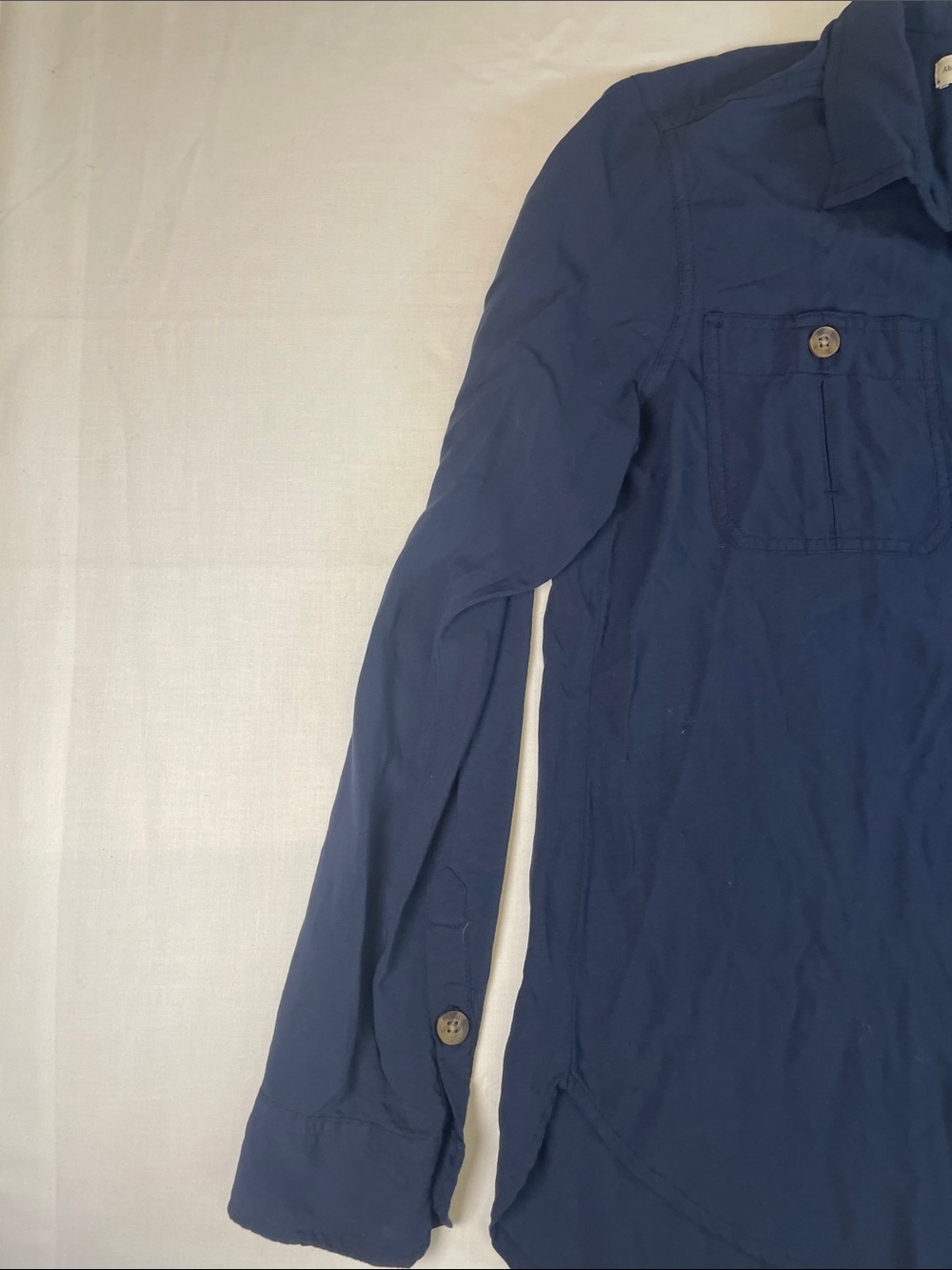 AB&F cobalt button down collar roll L/S wood look buttons Viscose M - Picture 5 of 9